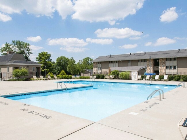 Stone Lodge in Columbus, OH - Building Photo - Building Photo