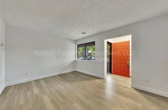 43 Country Pl Ct in Alpharetta, GA - Building Photo - Building Photo