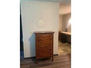 812 Hills Ave in Jackson, MN - Foto de edificio - Building Photo