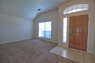 123 Aguilar Dr in Hutto, TX - Building Photo - Building Photo