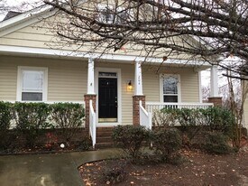 204 McCarthy Dr in Clayton, NC - Building Photo