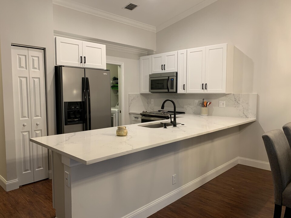 10602 Pelican Dr in Wellington, FL - Building Photo