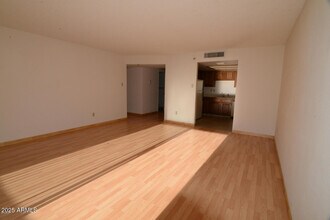 7870 E Camelback Rd in Scottsdale, AZ - Building Photo - Building Photo