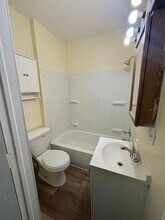 7311 Guthrie Ave in Cleveland, OH - Building Photo - Building Photo