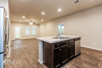 2407 Heeney Pk Ln in Spring, TX - Building Photo - Building Photo