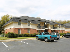 Georgetown Apartments in Moultrie, GA - Foto de edificio - Building Photo