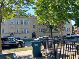 2614 N Lockwood Ave, Unit 2 in Chicago, IL - Building Photo