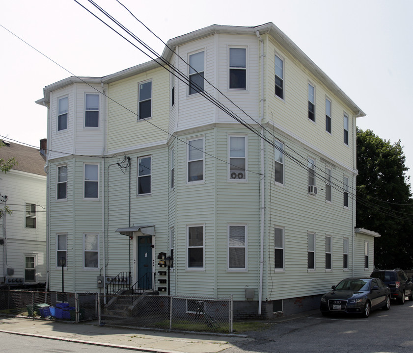 63 Preston St in Providence, RI - Building Photo