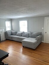 103 Seymour Ave-Unit -First Floor Semour in West Hartford, CT - Building Photo - Building Photo