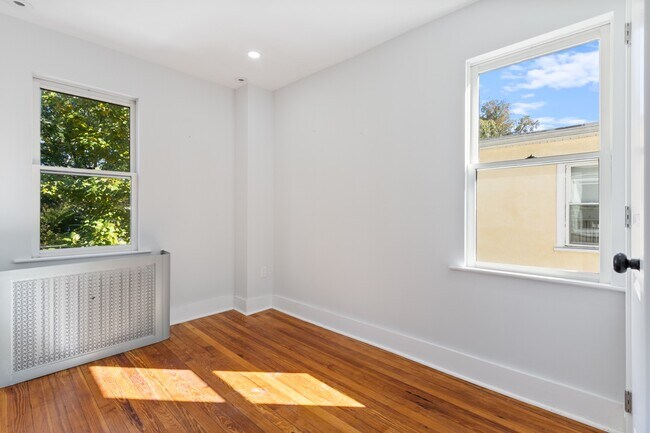 521 Homewood Ave in Narberth, PA - Building Photo - Building Photo