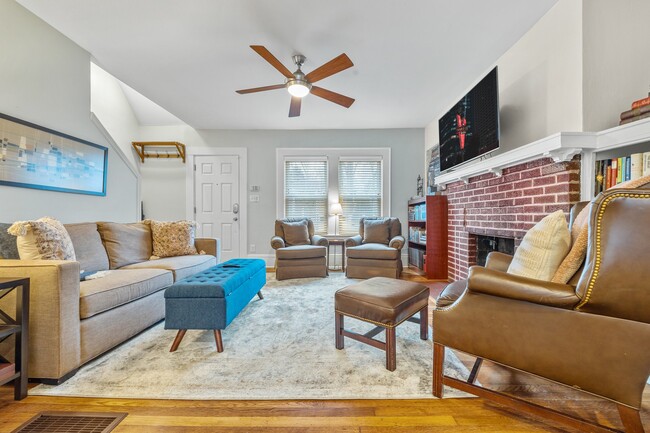 property at 1146 Wade St NE