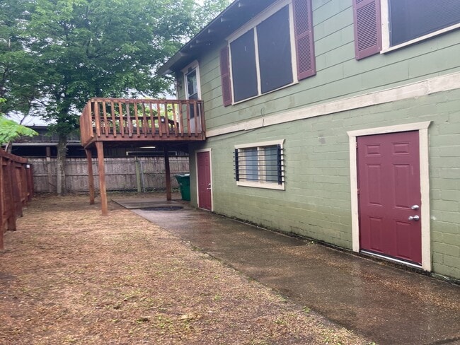 4921 Maxie St in Houston, TX - Building Photo - Building Photo