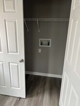 392 Roselawn Dr in Clarksville, TN - Building Photo - Building Photo