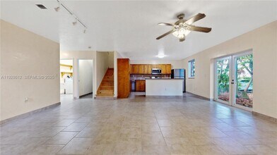 15735 SW 92nd Ave in Palmetto Bay, FL - Building Photo - Building Photo