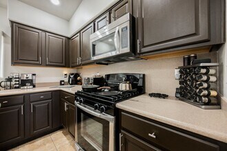 5386 Blue Oat Ave in Las Vegas, NV - Building Photo - Building Photo