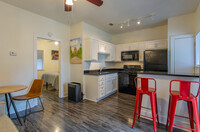 Old South Austin Apartments in Austin, TX - Foto de edificio - Interior Photo