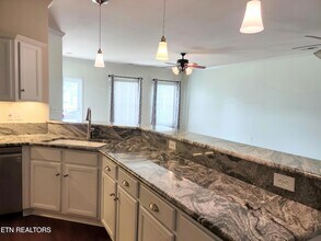 144 Hardinberry St in Oak Ridge, TN - Building Photo - Building Photo