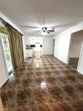 10618 Wolbrook St in Houston, TX - Building Photo - Building Photo