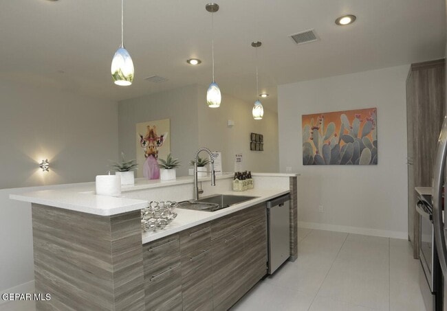 5545 Buckley Dr in El Paso, TX - Building Photo - Building Photo