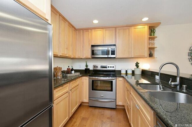855 La Playa St in San Francisco, CA - Building Photo - Building Photo