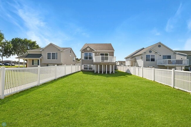 2124 58th Ave S in Fargo, ND - Building Photo - Building Photo