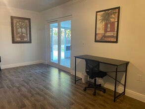 3115 Marshall Dr, Unit 740 W 10th Ave Condo in Melbourne, FL - Building Photo - Building Photo