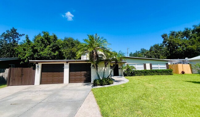 property at 4006 Bayfront Pkwy