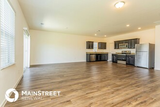 432 Canoe Way in Crowley, TX - Building Photo - Building Photo