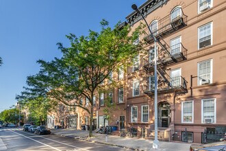 250 Tompkins Avenue in Brooklyn, NY - Building Photo - Building Photo