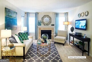 100 Akers Ridge Dr SE in Atlanta, GA - Building Photo - Building Photo