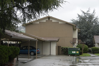 25542 Soto Rd in Hayward, CA - Building Photo - Building Photo