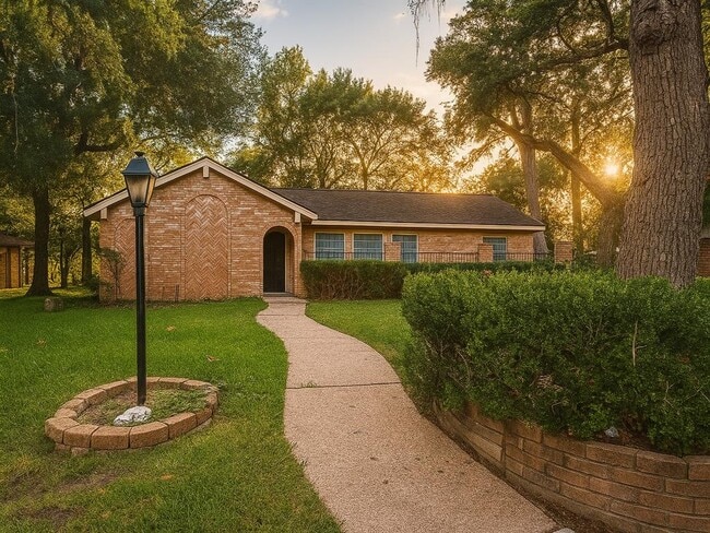 property at 8231 Roebourne Ln