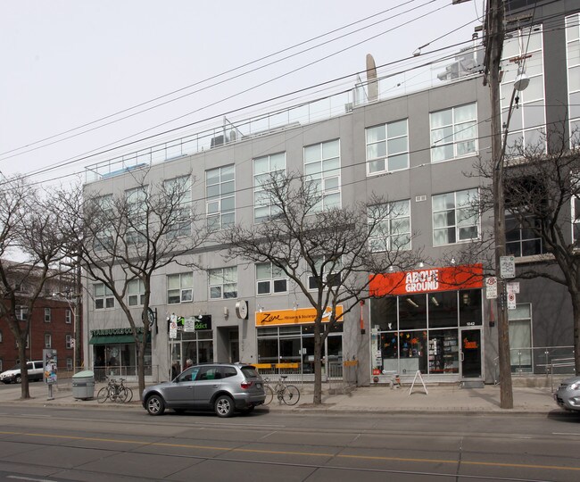 1842 Queen St in Toronto, ON - Building Photo - Building Photo