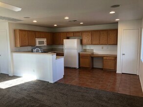 10427 Zane Grey Ct in Las Vegas, NV - Building Photo - Building Photo
