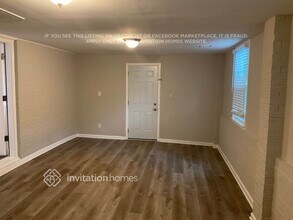 590 Kenridge Cir in Stone Mountain, GA - Building Photo - Building Photo