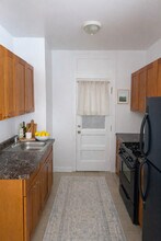 6855 S Crandon Ave in Chicago, IL - Building Photo - Building Photo