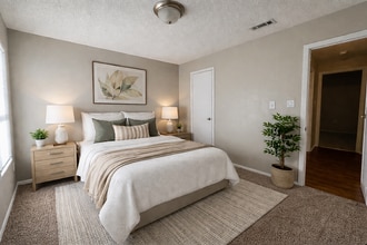 Amelia Apartments in Valdosta, GA - Building Photo - Building Photo