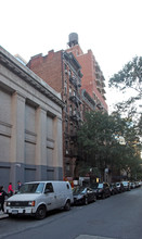 217-219 E 85th St in New York, NY - Building Photo - Building Photo