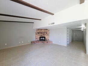 16810 Glamis Ln in Houston, TX - Building Photo - Building Photo