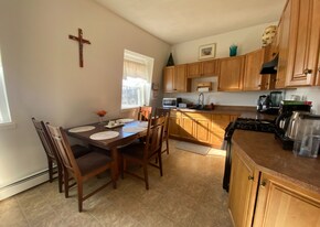 75 Putnam St, Unit 3 in Boston, MA - Building Photo