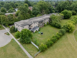 101 Veronica Avenue in London, ON - Building Photo - Building Photo