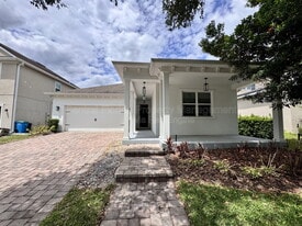 11860 Thatcher Ave in Orlando, FL - Building Photo