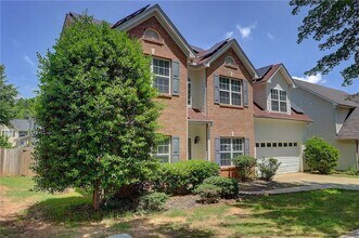 992 Wallace Hill Ridge SE in Lawrenceville, GA - Building Photo - Building Photo