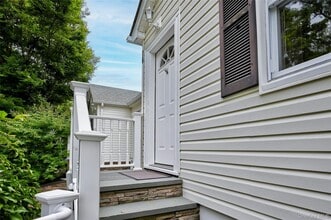 76 Norton Dr in East Northport, NY - Building Photo - Building Photo