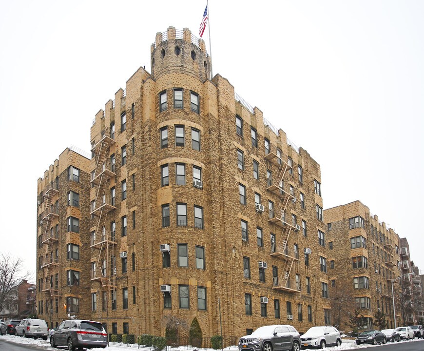 9701 Shore Rd in Brooklyn, NY - Foto de edificio