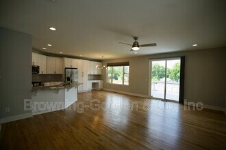 2900 Torbett St in Nashville, TN - Building Photo - Building Photo