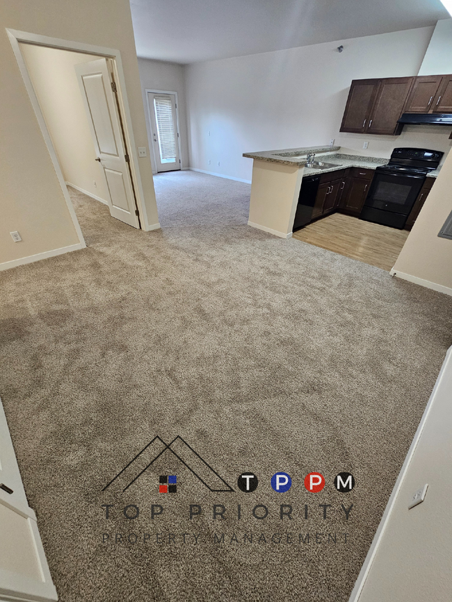 property at 1415 Center Point Rd NE