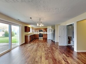 1166 Carrington Pl in Maineville, OH - Foto de edificio - Building Photo