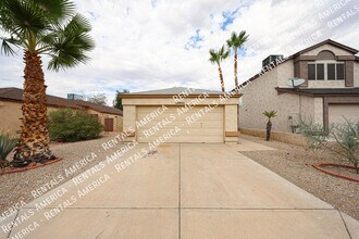 23622 N 36th Dr in Glendale, AZ - Building Photo - Building Photo