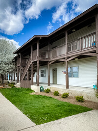 Bella Terra Place in New Paltz, NY - Foto de edificio - Building Photo